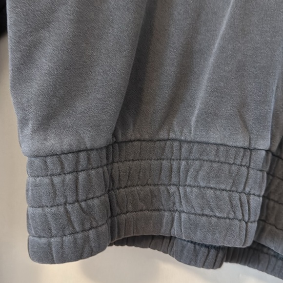 Talentless boxing hoodie - Picture 2 of 4